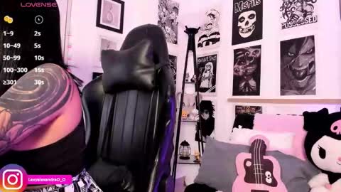 LexyJoyce online show from 11-25-25, 10:32