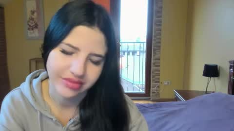 lexyswett online show from 11-04-25, 07:51