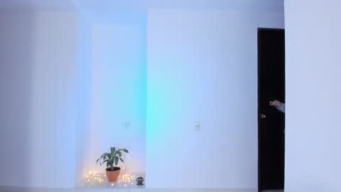 Leya online show from 03-21-26, 02:27