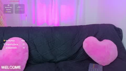 Leydy Stone online show from 09-10-25, 04:18