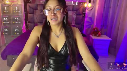 Snapshot of leyla_collinss chatting on 01-17-26, 02:05 Leyla online show from 01-17-26, 02:05