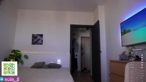 Leyla ly Ill be here Tuesday Thursday Friday Saturday Sunday online show from 04-09-26, 03:17