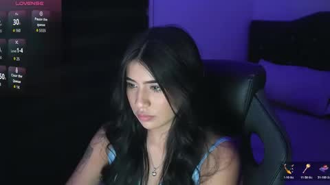 Leyla online show from 11-20-25, 12:33