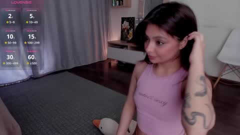 Leyla online show from 04-15-26, 09:16