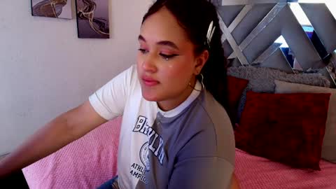 Snapshot of leyla_zr chatting on 05-26-26, 06:26 leyla_zr online show from 05-26-26, 06:26