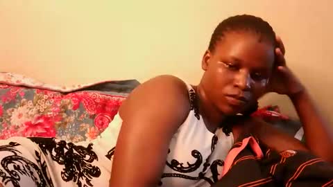 leylacuty13 online show from 04-06-26, 10:38