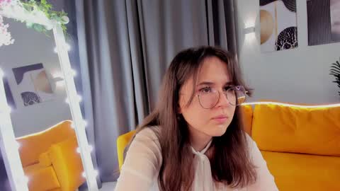 leylamirage online show from 04-08-26, 12:49