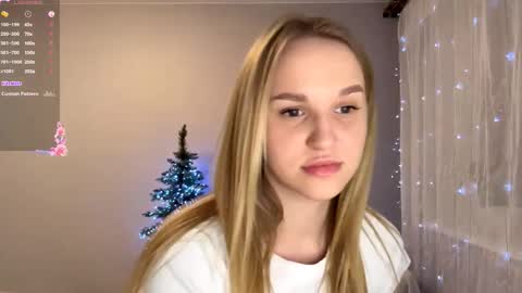 Mia online show from 12-15-25, 03:16