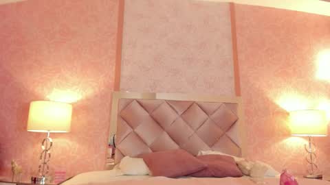 LEZY online show from 11-20-25, 07:35