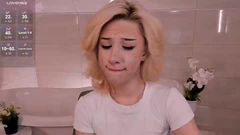 Lisa online show from 09-10-25, 04:34