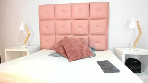 lhiamfitt online show from 11-24-25, 04:40