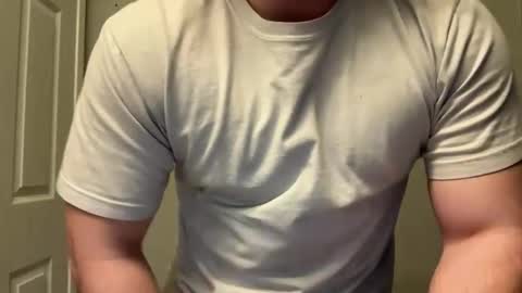 Snapshot of lhotboyl chatting on 03-17-26, 10:24 lhotboyl online show from 03-17-26, 10:24