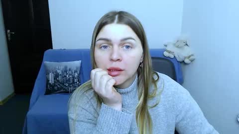 Snapshot of li_lit chatting on 02-03-26, 10:42 li_lit online show from 02-03-26, 10:42