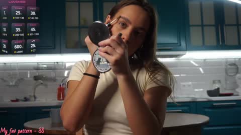 Hey Im Alexa  tg online show from 12-12-24, 01:49