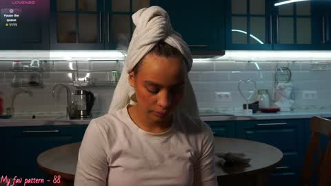 Hey Im Alexa  tg online show from 12-24-24, 11:49