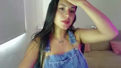 Snapshot of lia_14_ chatting on 07-18-26, 08:34 Lia online show from 07-18-26, 08:34