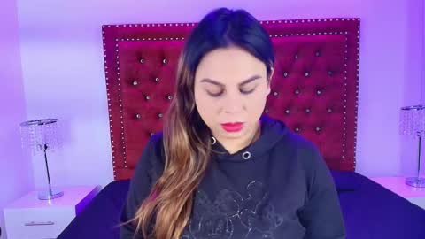 Lia  online show from 09-29-25, 07:51