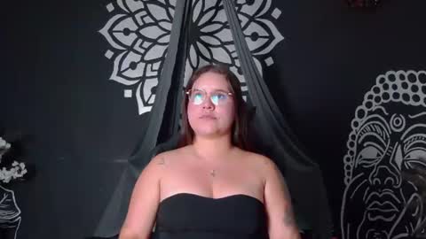 Lia Avalon online show from 07-18-26, 11:47