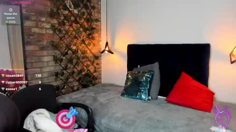  LIA  online show from 03-12-26, 12:17