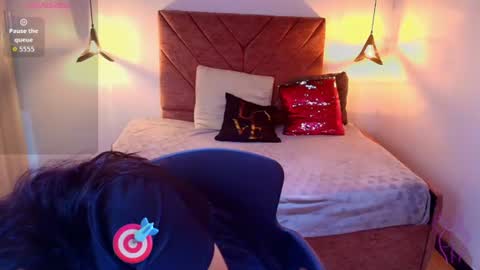 Snapshot of lia_blake_ chatting on 06-10-26, 07:35 LIA online show from 06-10-26, 07:35