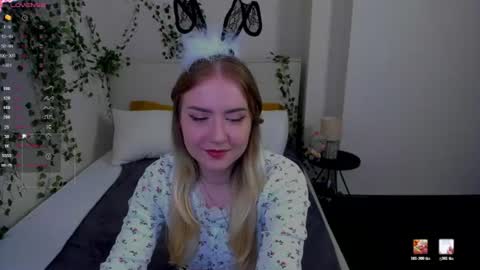 Lia online show from 06-22-26, 02:02