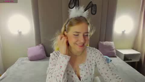 Snapshot of lia_candyyy chatting on 07-10-26, 01:43 lia_candyyy online show from 07-10-26, 01:43