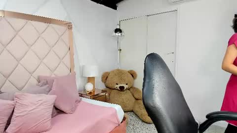 Lia  online show from 07-06-26, 02:08