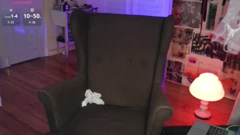 Snapshot of lia_grl chatting on 11-16-25, 02:50 lia_grl online show from 11-16-25, 02:50