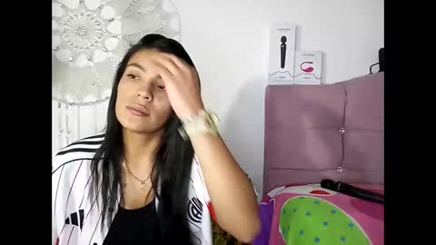 Snapshot of lia_hottie chatting on 01-14-26, 09:52 Lia online show from 01-14-26, 09:52