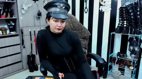 . online show from 01-12-25, 02:03