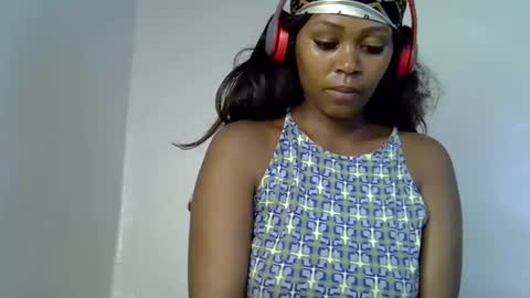 lia online show from 11-12-25, 05:13