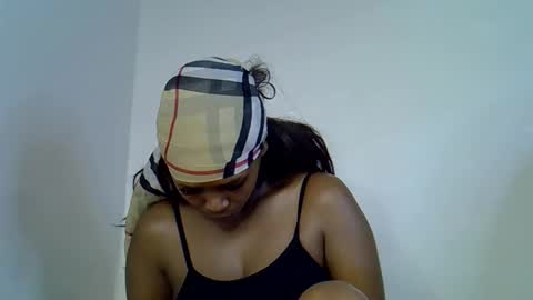 lia online show from 11-25-25, 04:07