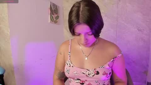 Snapshot of lia_little18 chatting on 02-22-25, 08:29 lia_little18 online show from 02-22-25, 08:29
