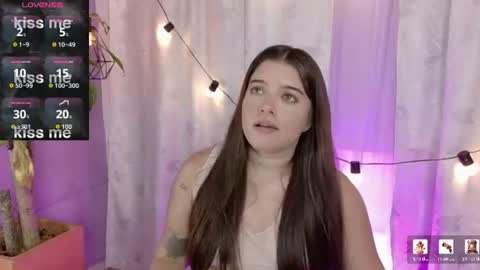 lia_little18 online show from 07-29-26, 09:57