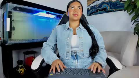 lia_lovelly online show from 07-19-26, 11:19