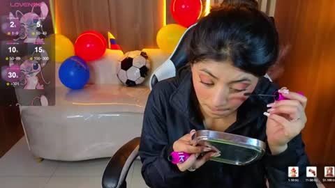 Snapshot of lia_queen_tx chatting on 06-26-26, 03:11 Online 1400 - 2100 online show from 06-26-26, 03:11
