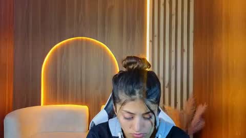 Snapshot of lia_queen_tx chatting on 07-03-26, 03:24 Online 1400 - 2100 online show from 07-03-26, 03:24