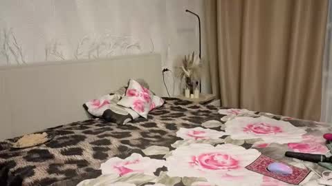 Snapshot of lia_reyn chatting on 02-15-26, 02:19 lia_reyn online show from 02-15-26, 02:19