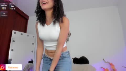 Lia online show from 02-23-25, 09:37