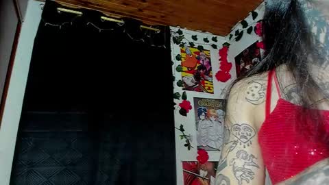 Snapshot of lia_volkov chatting on 12-05-25, 07:39 online show from 12-05-25, 07:39