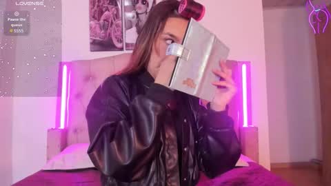 Snapshot of liaa_cutee chatting on 01-09-26, 11:13 Lia online show from 01-09-26, 11:13