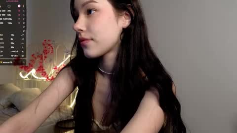 Lia  online show from 11-20-25, 08:58