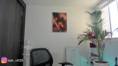 Liah online show from 01-22-25, 04:44