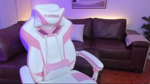 Liah online show from 11-05-25, 04:12