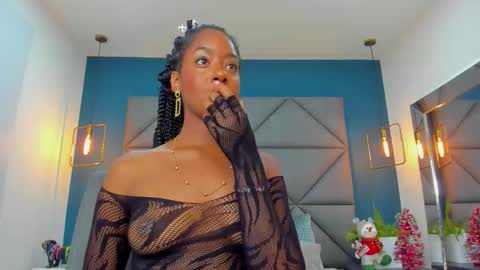 Snapshot of liahparis chatting on 12-16-25, 03:17 liahparis online show from 12-16-25, 03:17