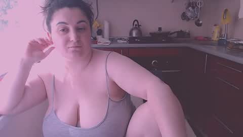 Snapshot of liahsofty chatting on 07-20-26, 09:34 miss Lia colection for travel online show from 07-20-26, 09:34