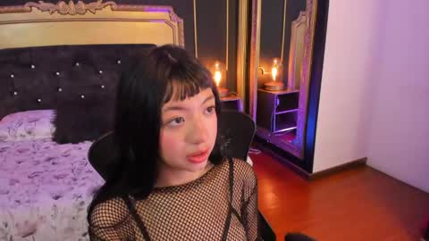 Lia lovet online show from 05-15-26, 08:05
