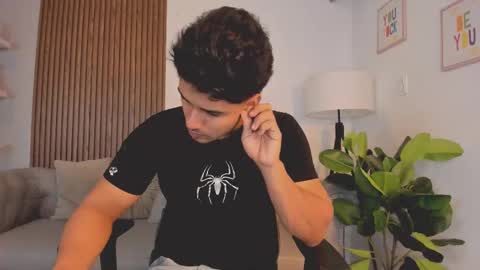 Liam Collins online show from 10-07-25, 11:51