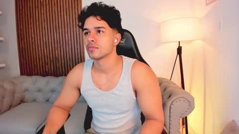 Liam Collins online show from 11-12-25, 11:54