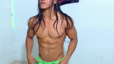 Snapshot of liam_domain chatting on 02-14-25, 09:53 LIAM online show from 02-14-25, 09:53